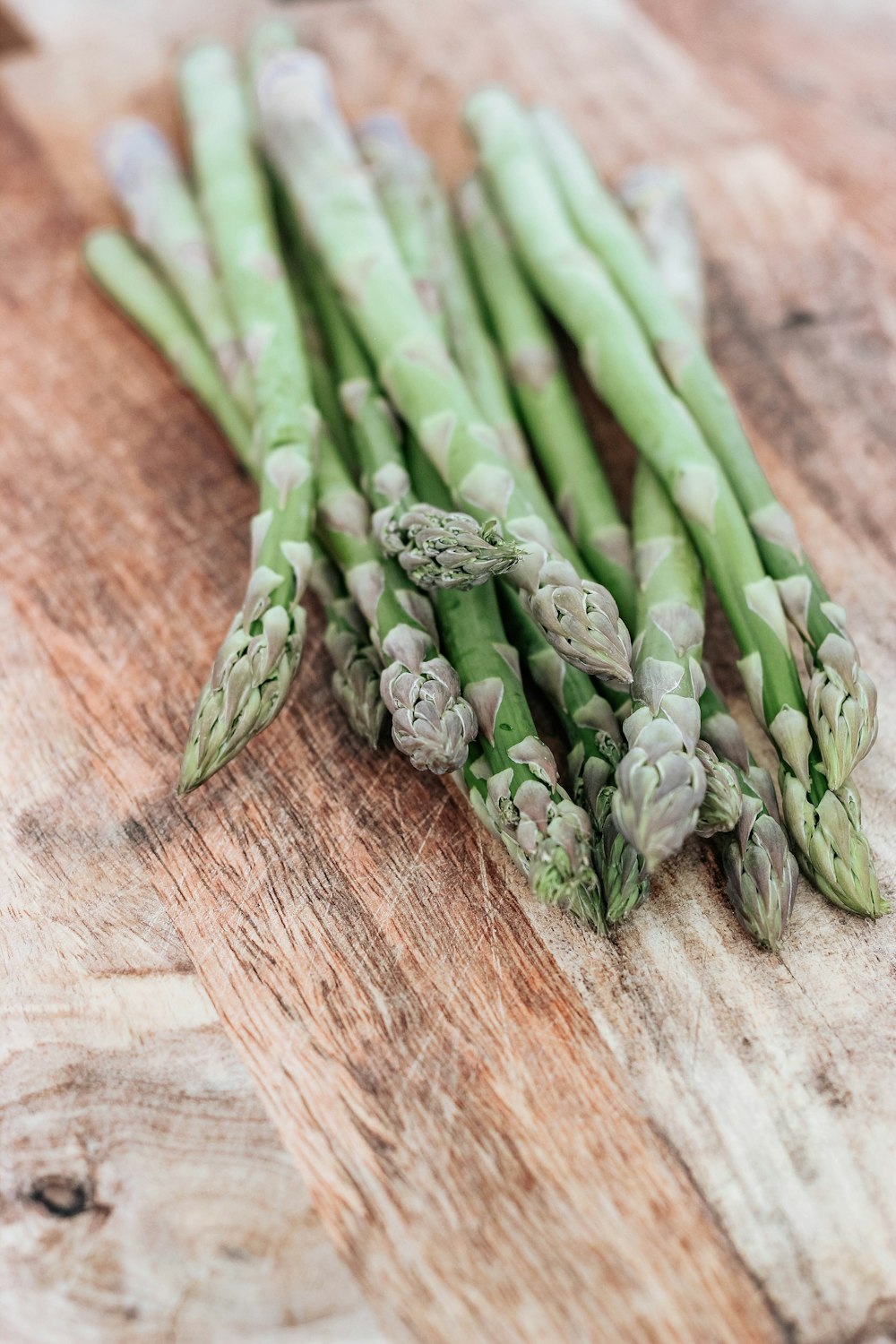 pile of asparagus