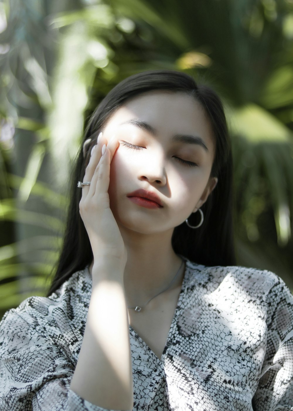 woman wearing red lipstick