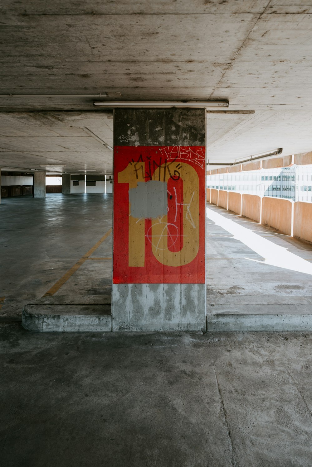 Plaza de aparcamiento número 10