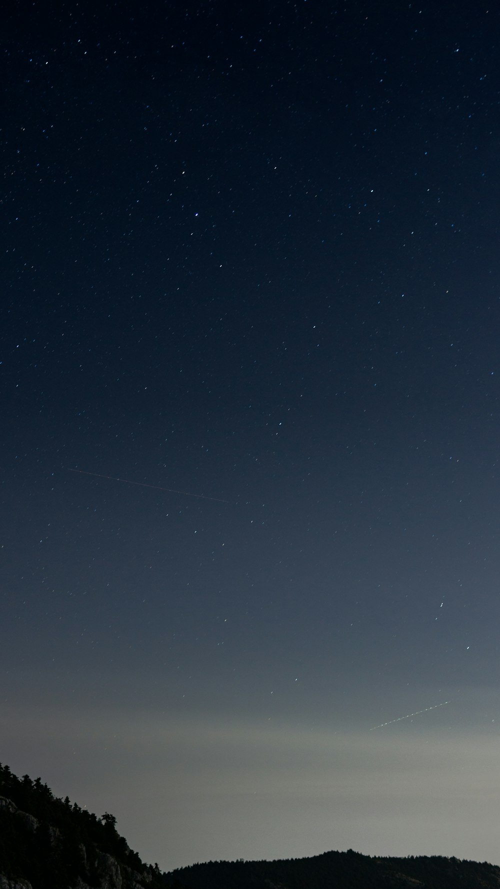 silhouette of mountains