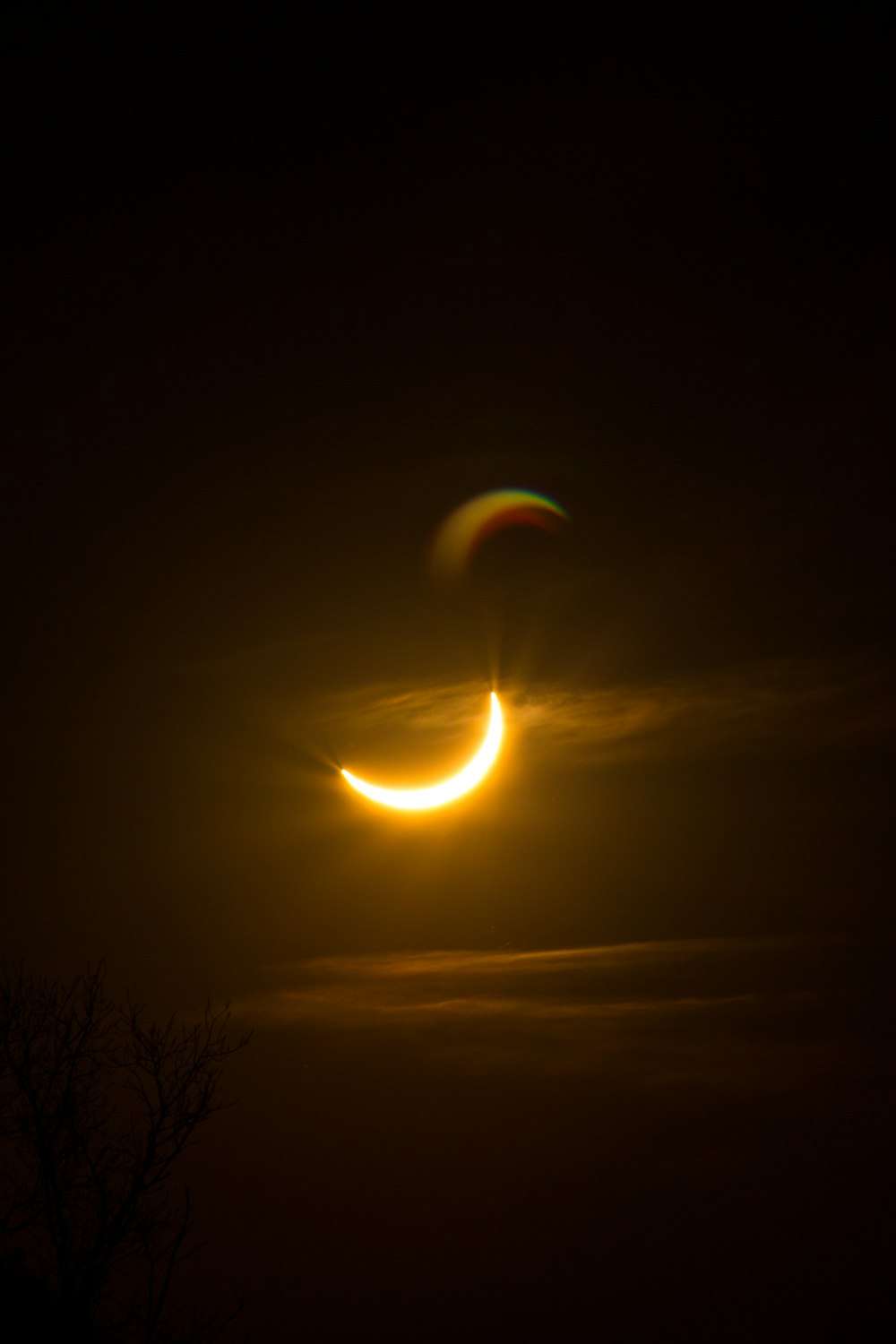 luna creciente por la noche