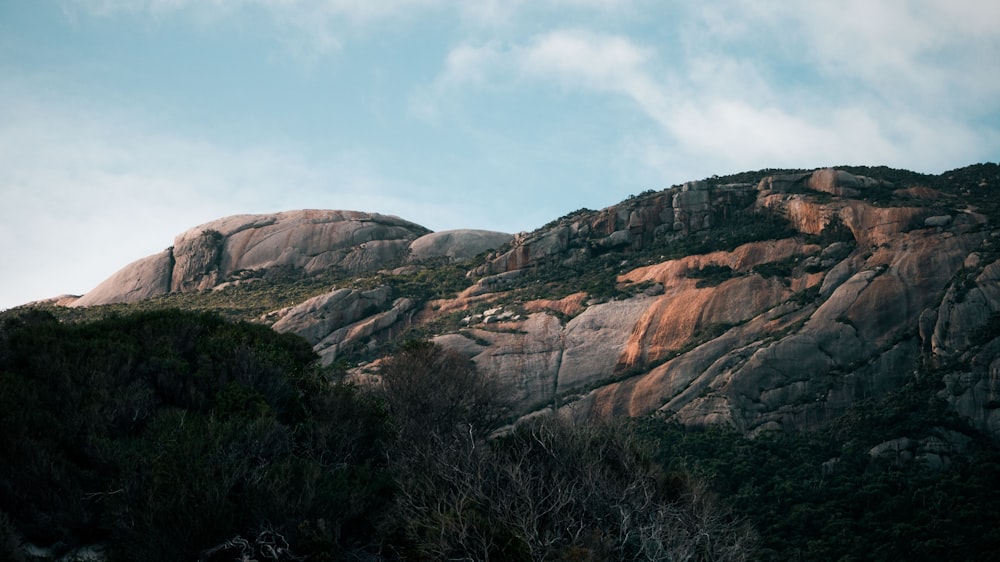 green mountain during daytime