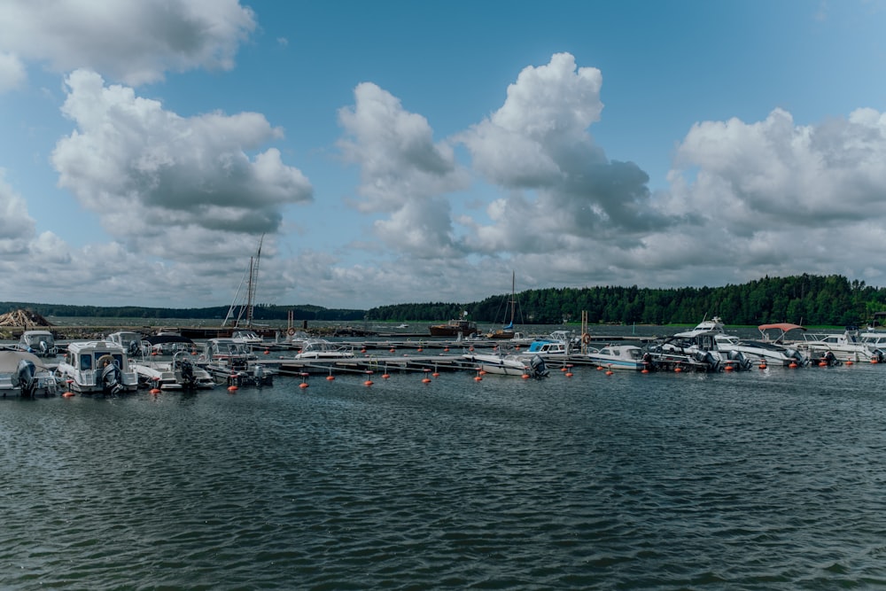 sea under cloudy sky