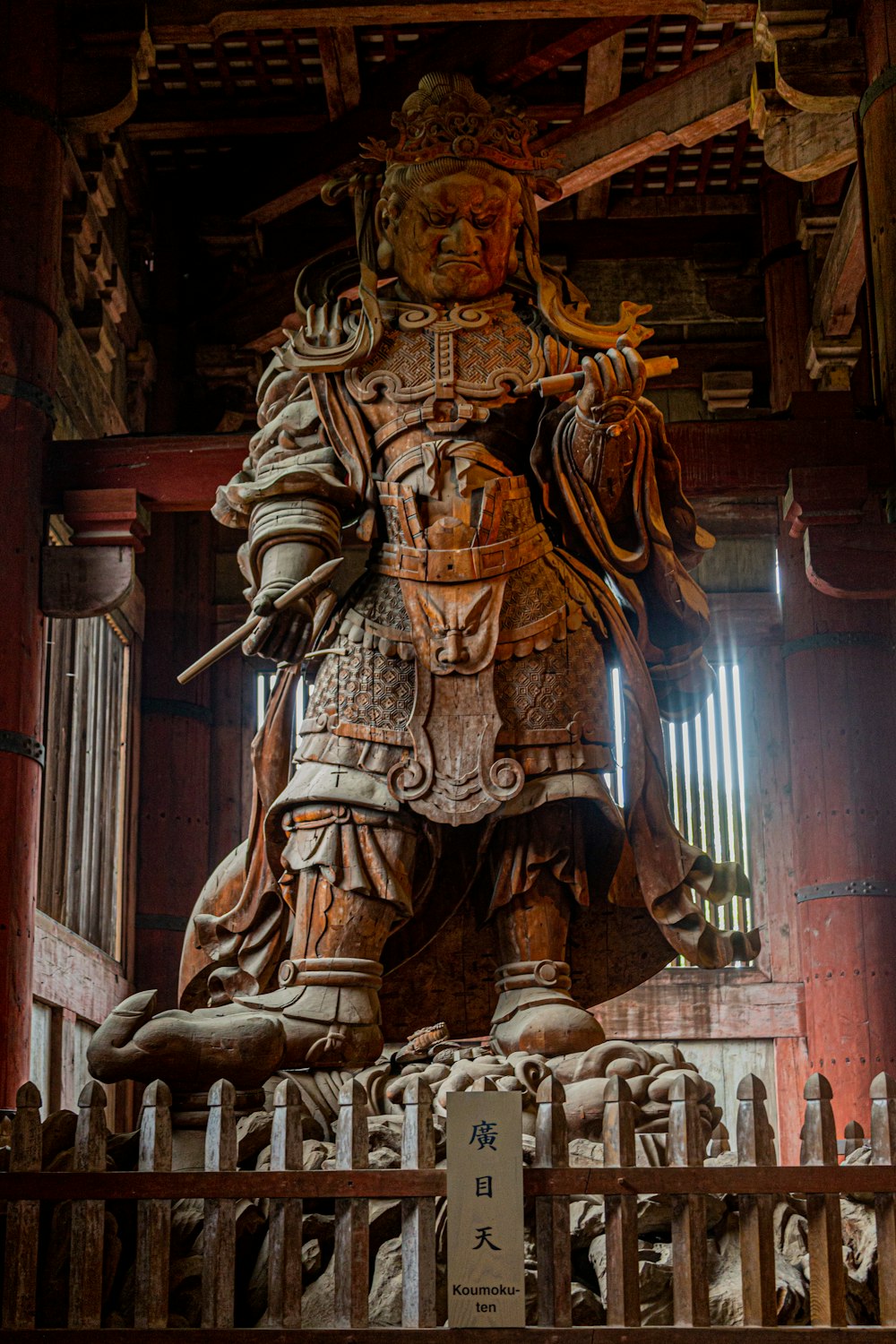 estátua do imperador