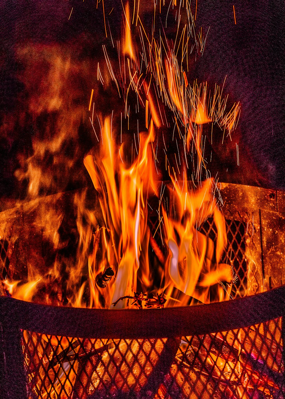 closeup photo fire pit