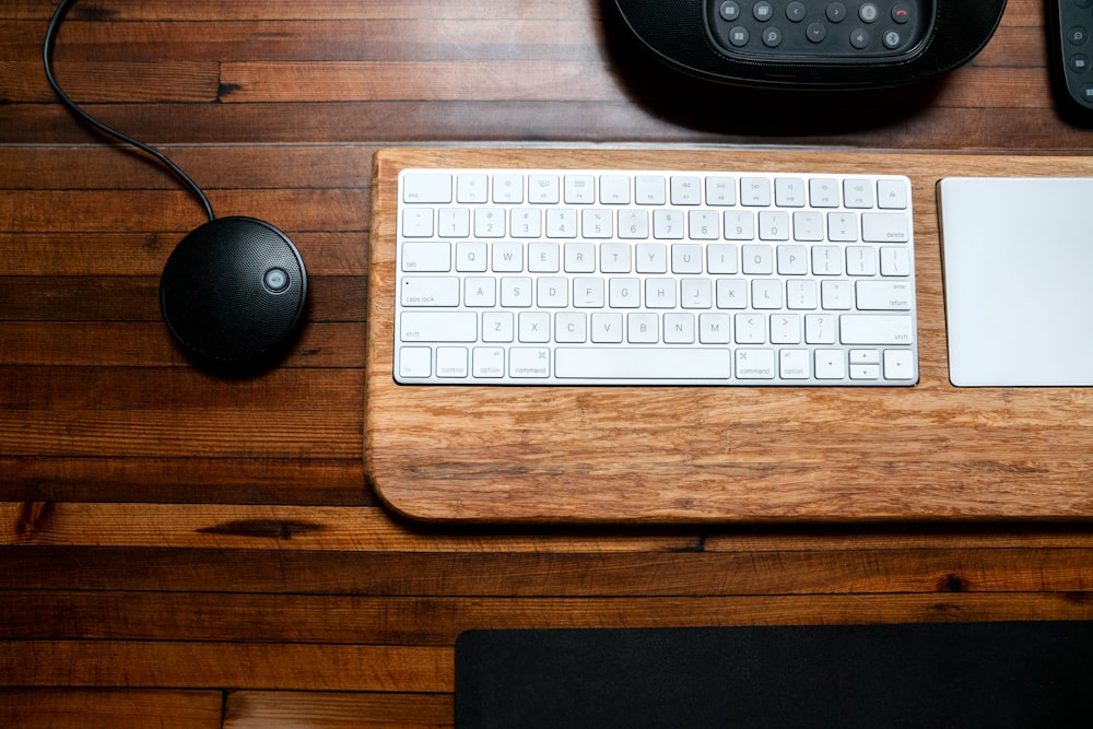 white computer keyboard