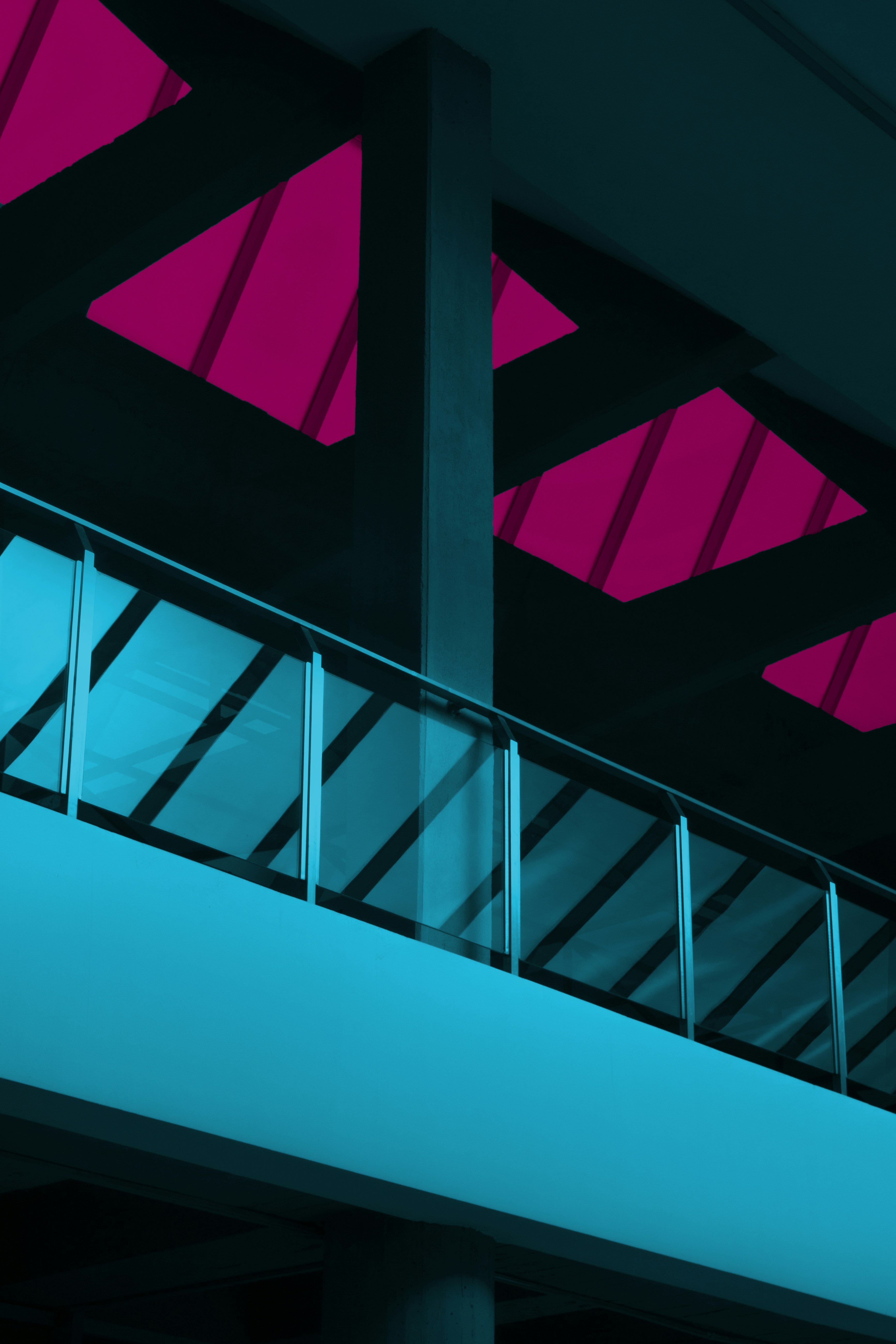 clear-glass railling