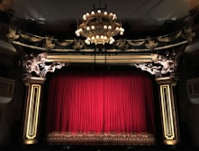 red curtain stage