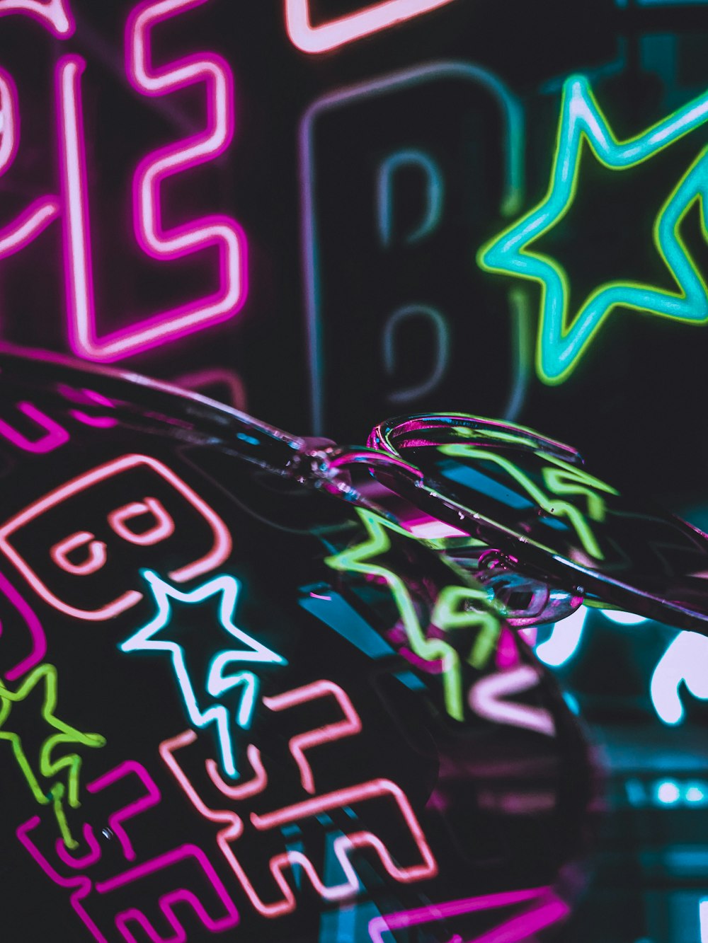 Bape neon logo wallpaper photo – Free Pattern Image on Unsplash