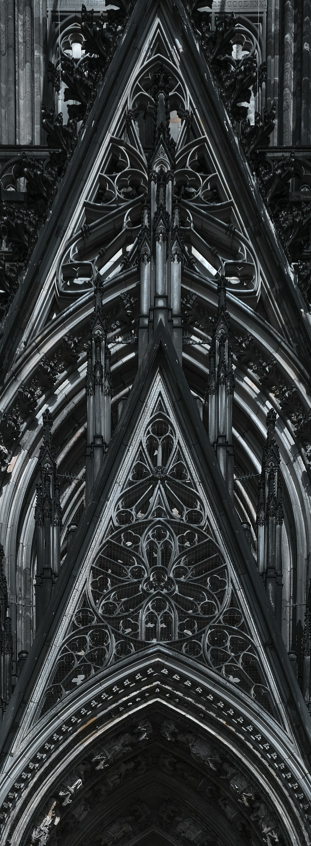 a black and white photo of a cathedral