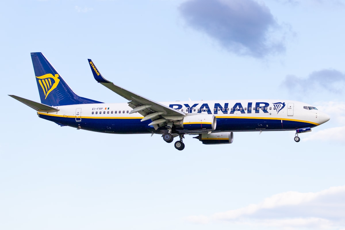 Ryanair Takes a Green Leap: Purchases 500 Tonnes of Sustainable Aviation Fuel from OMV