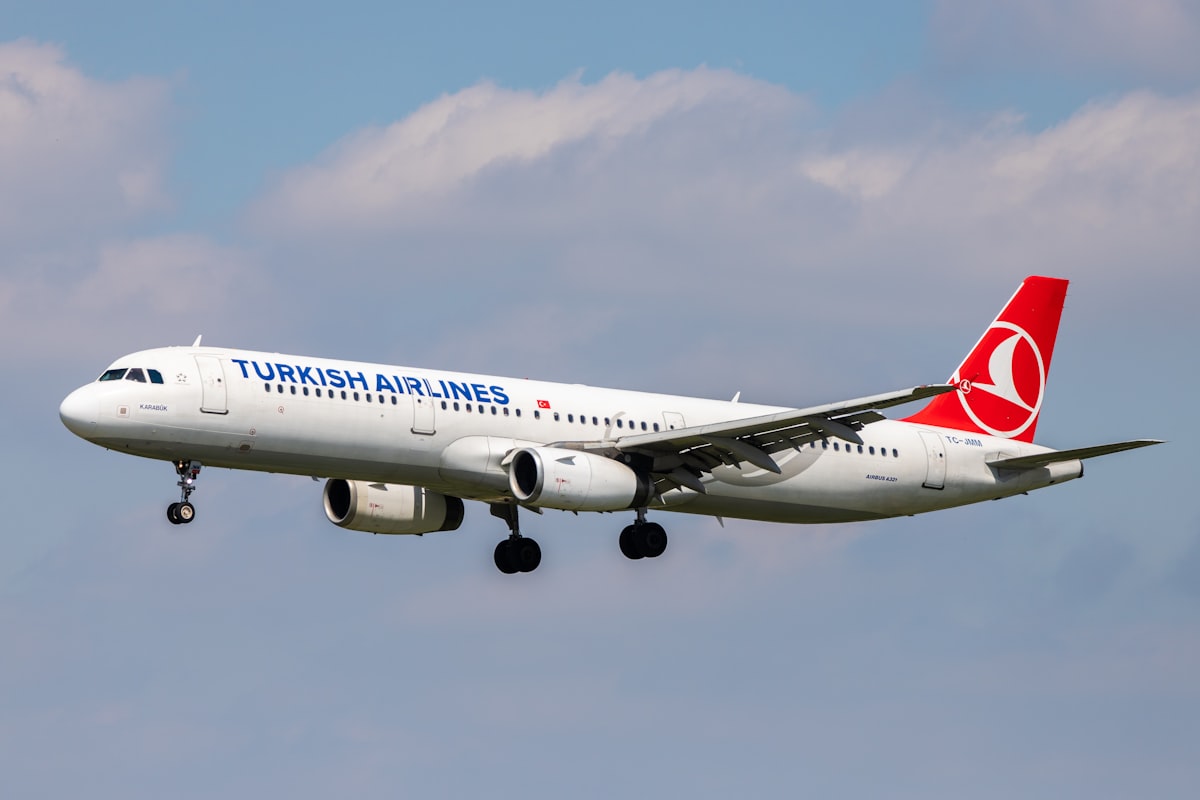 Turkish Airlines and Riyadh Air Sign Strategic Cooperation MOU