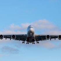 white airliner