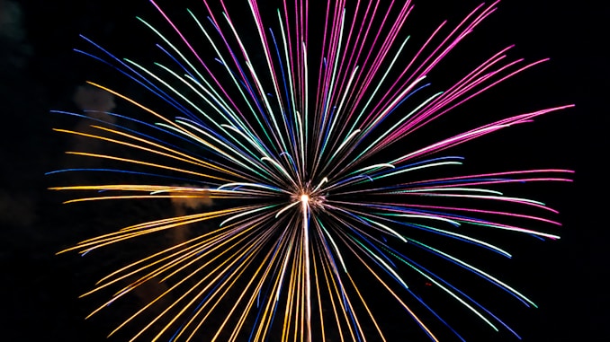 pink and yellow firework