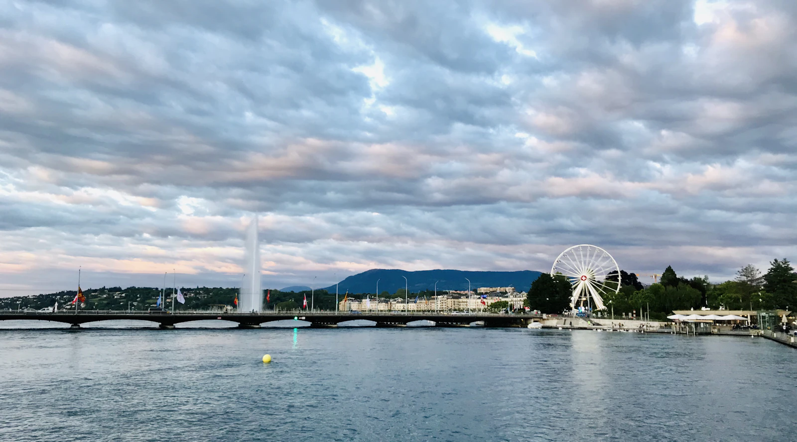 La Réserve Genève: A Lakeside Lodge in a Private Geneva Park