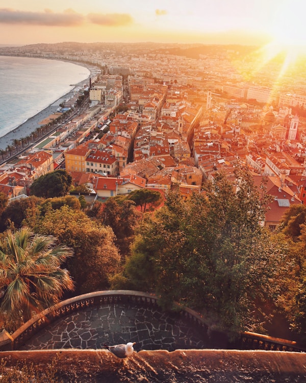 Best Time to Visit Nice: Weather, Seasons & Recommendations