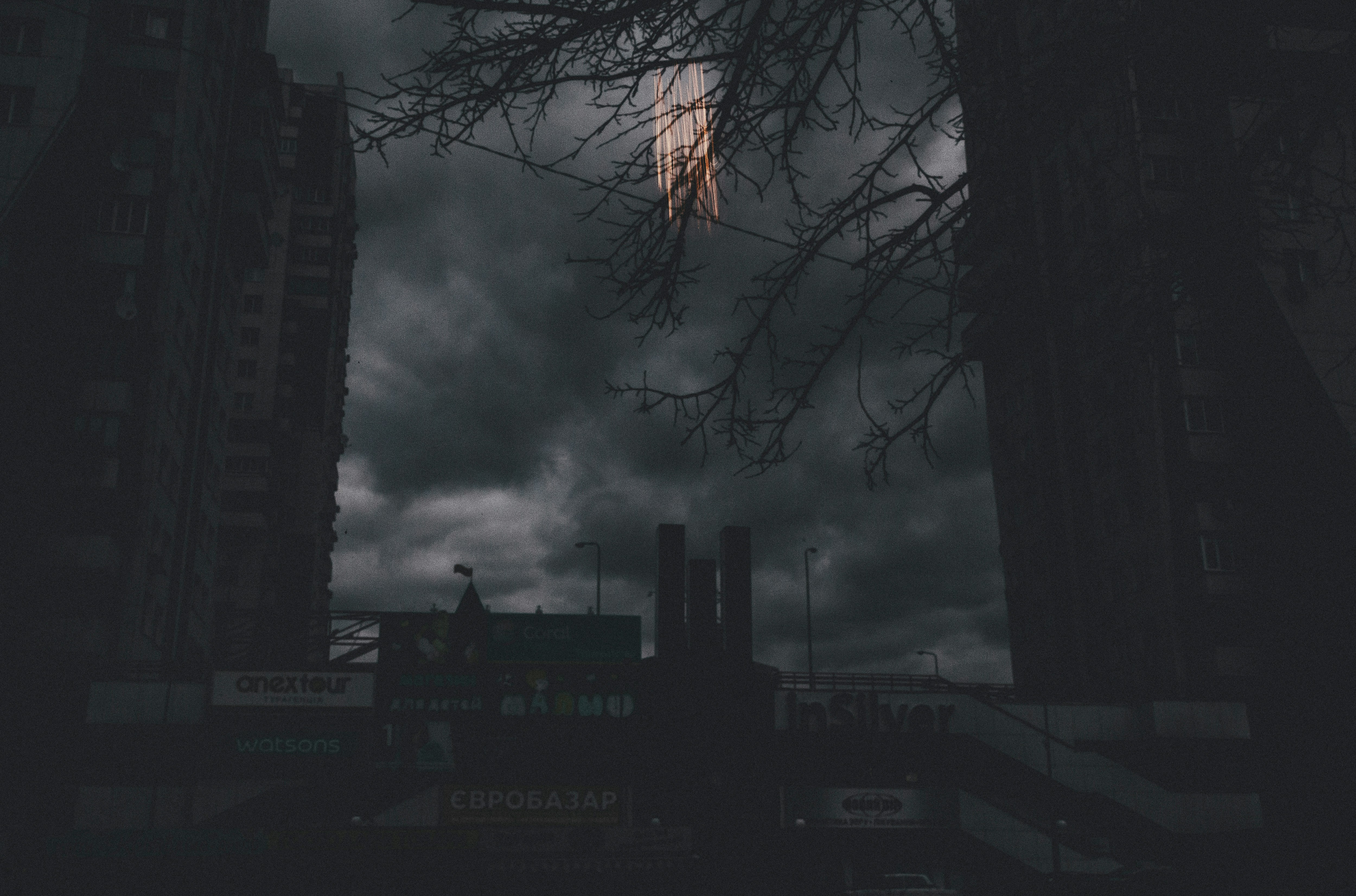 tall building during daytime