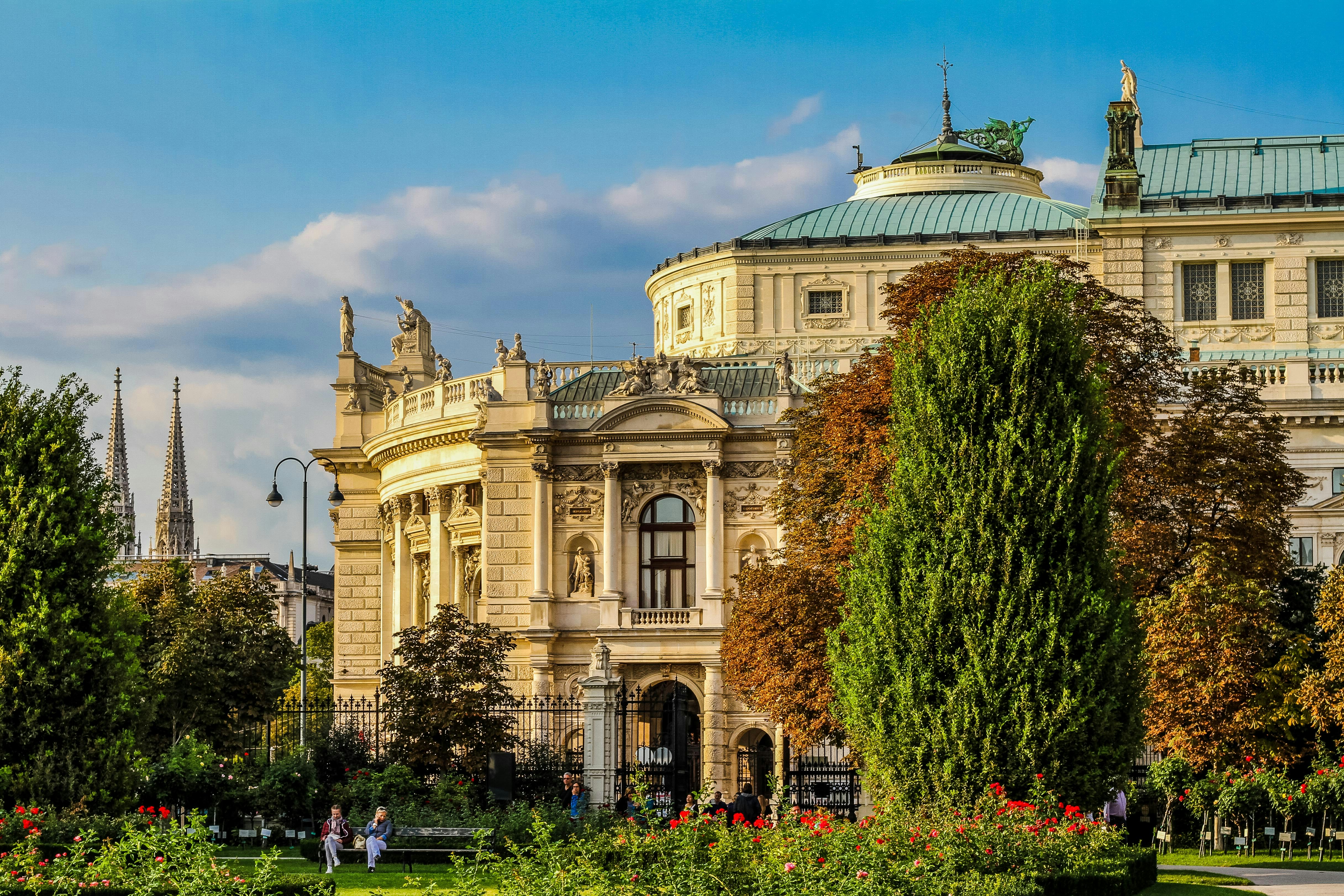 Image by Eva M. via Unsplash