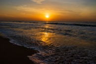 A vibrant sunset over the ocean, perfect for relaxation.