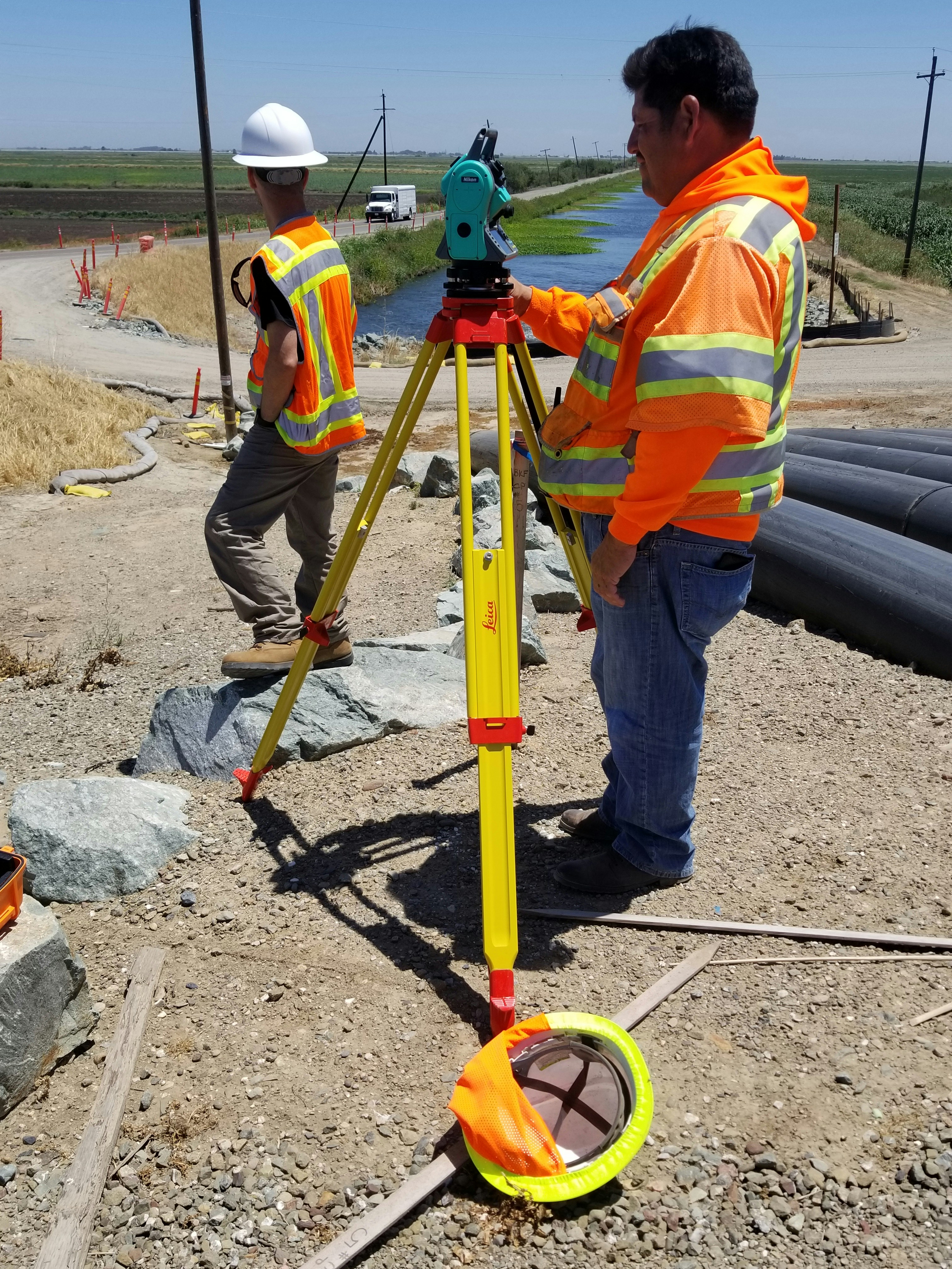 Riflettore arancione e grigio da uomo