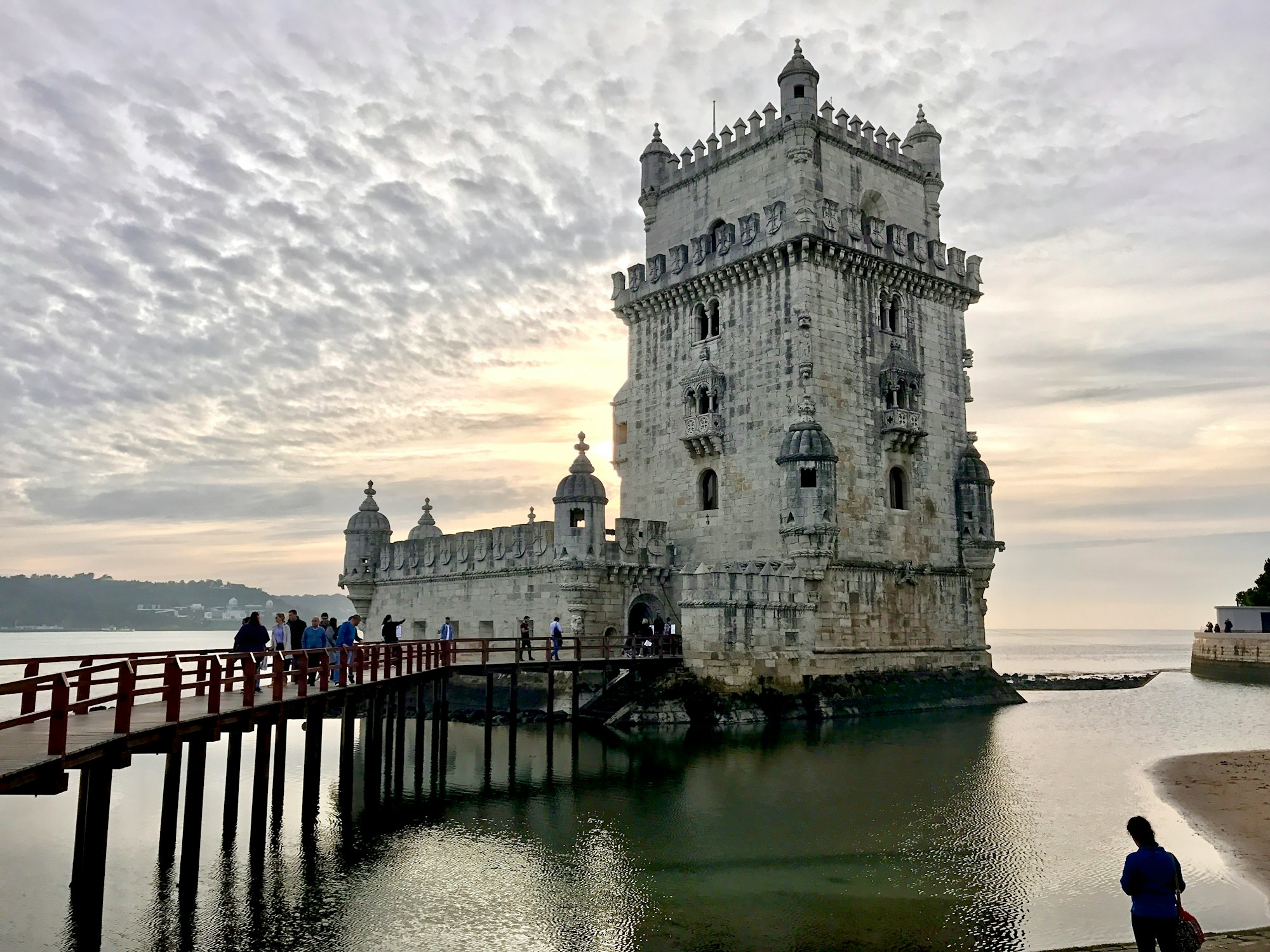 Where to live in Lisbon? Find your perfect neighborhood in 2024