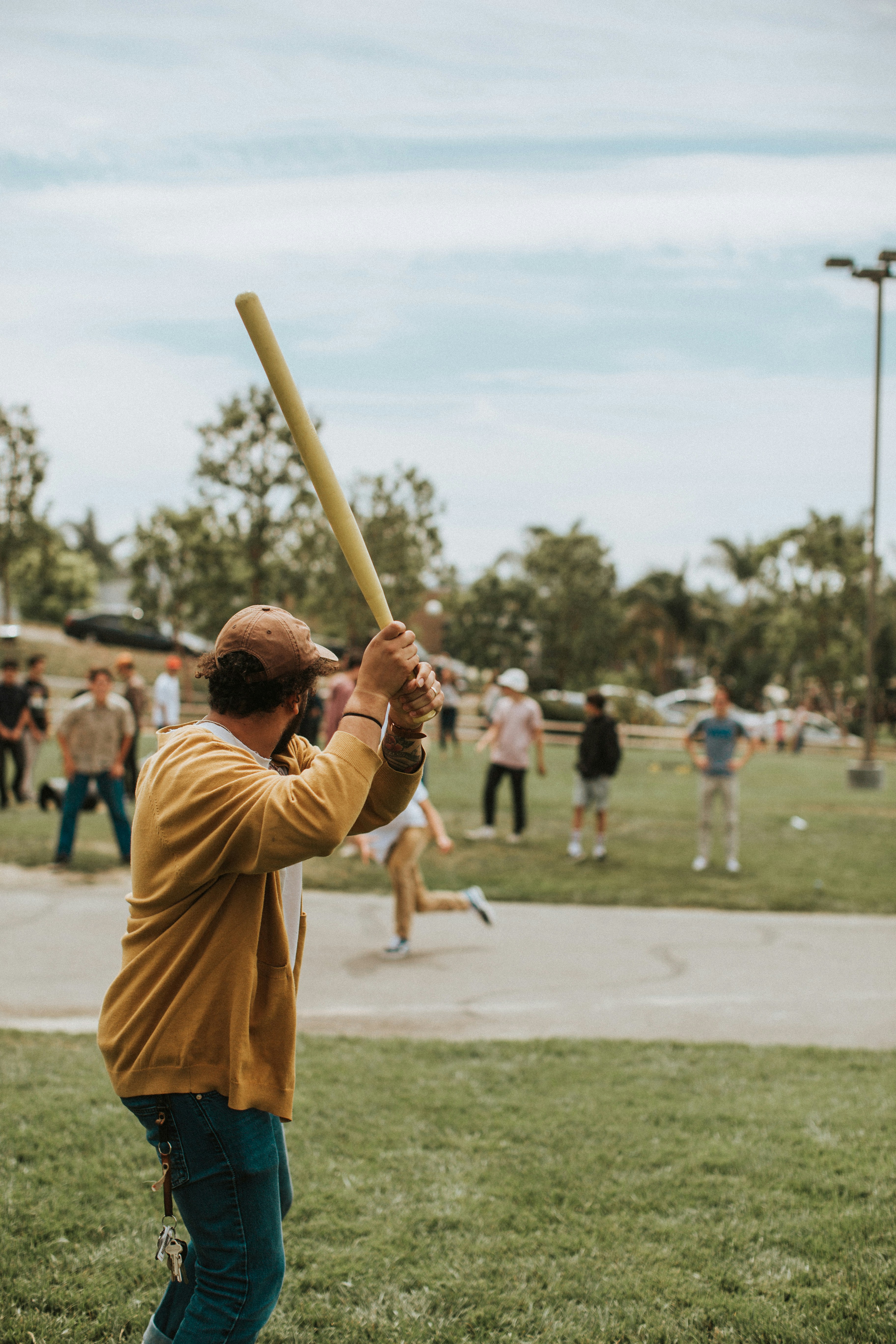 9 Axe Throwing Practice Habits That Improve Results