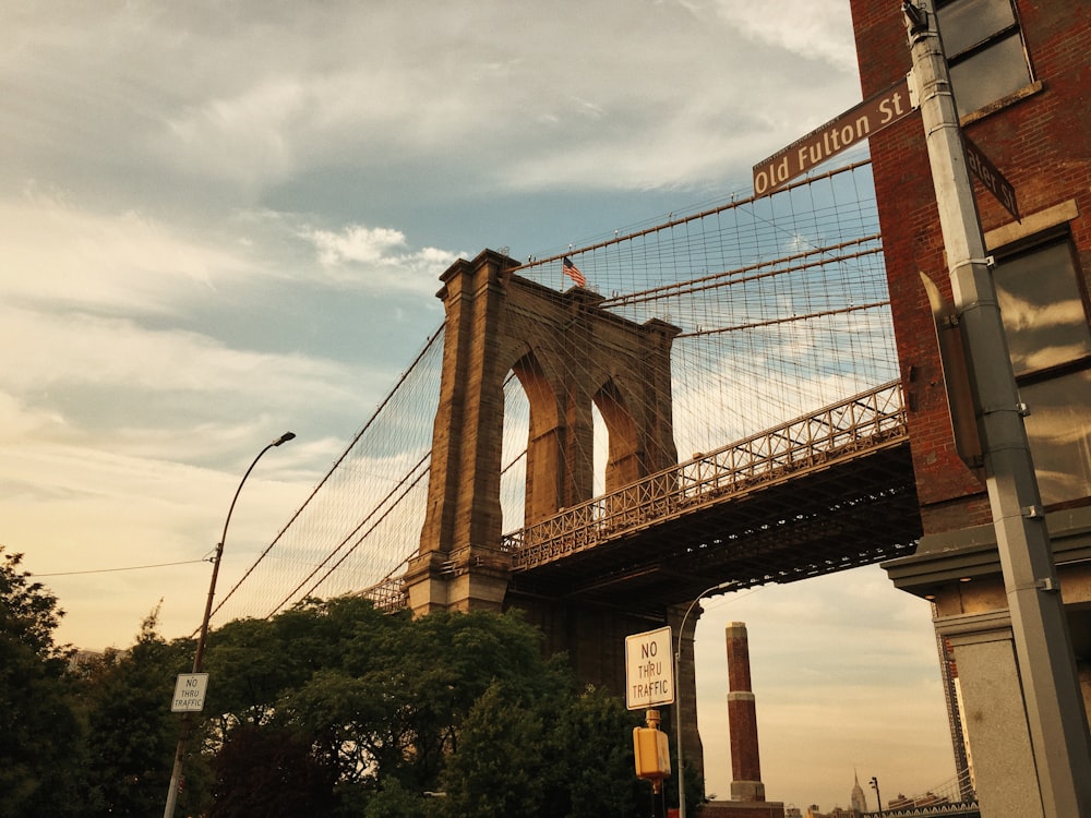 gray concrete bridge