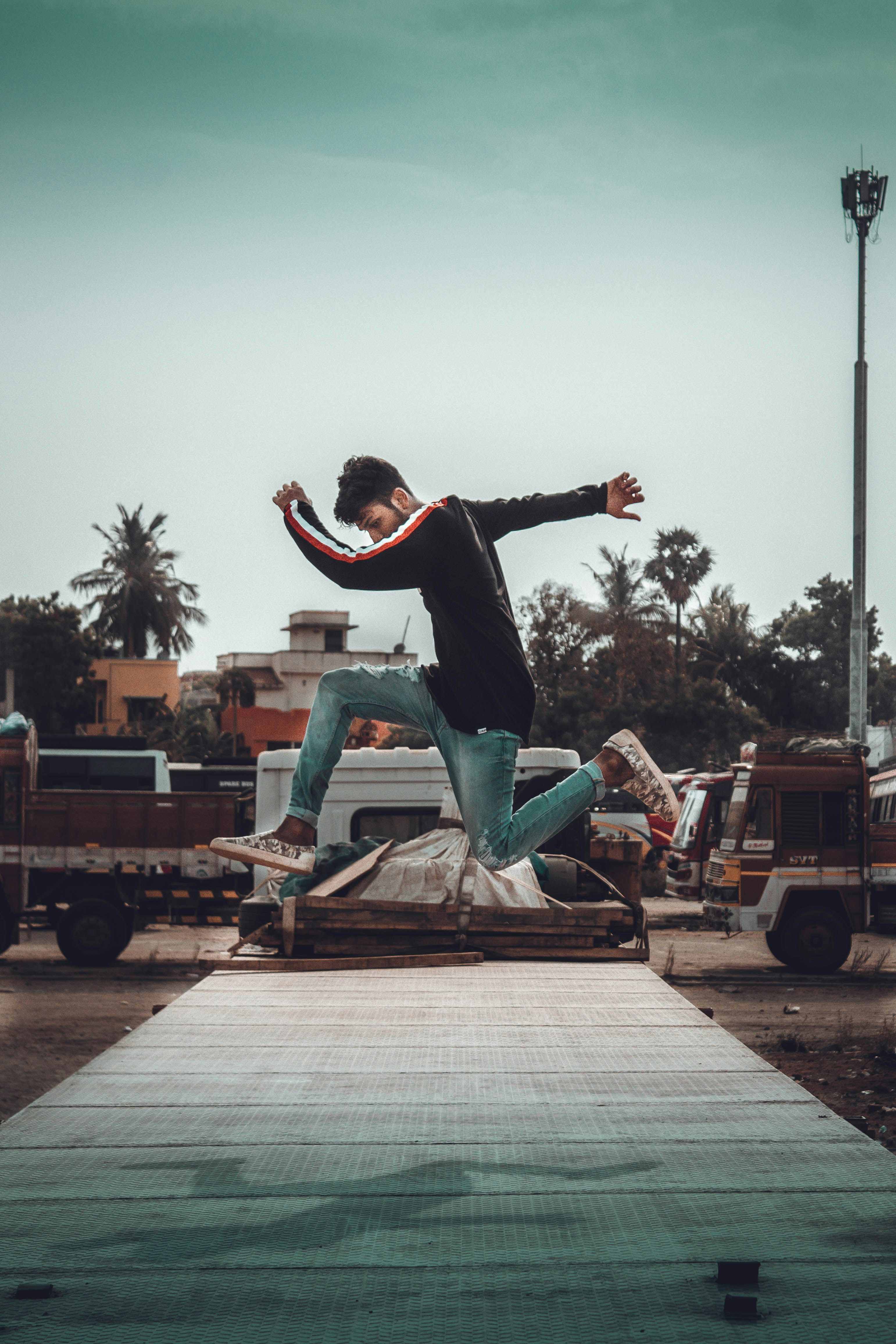 Photo by dakshrajora