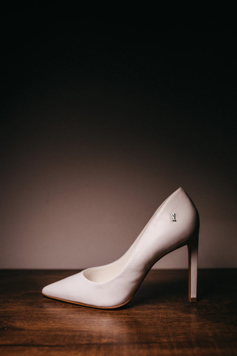 Pointed-Toe Pump — 100mm