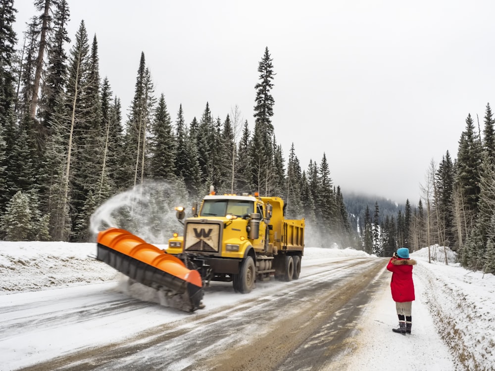 yellow dump truck on focus photography