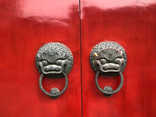 gray metal door knobs