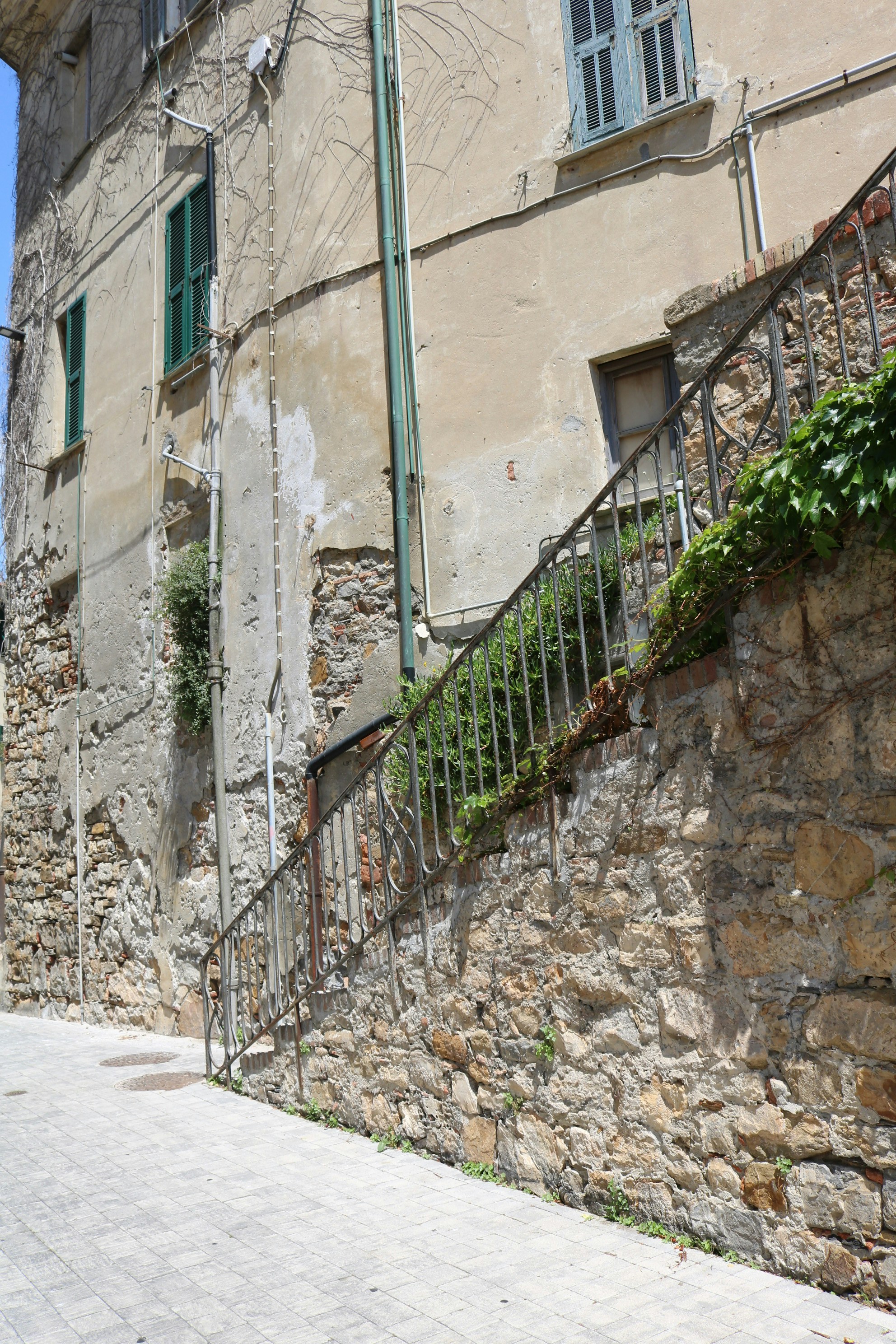 Photo by adrianomaini