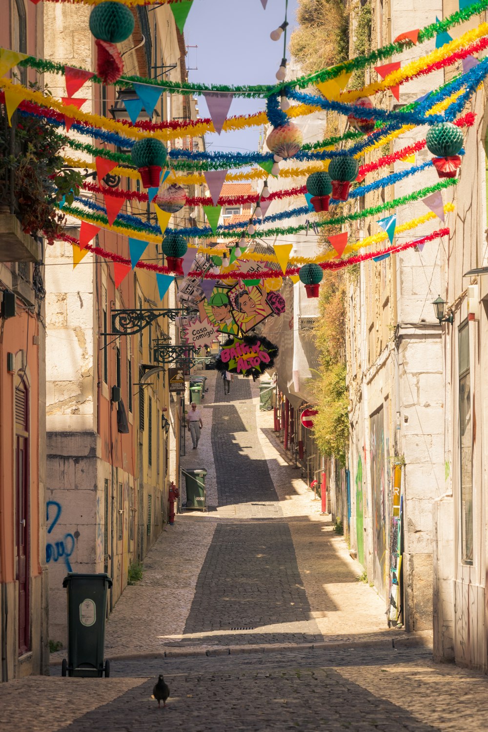 architectural photography of alleyway