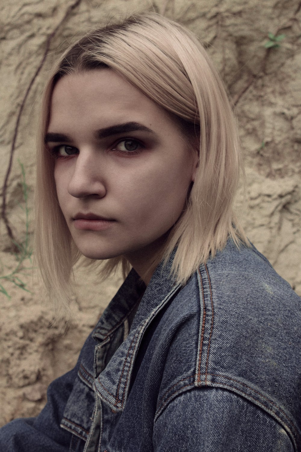 women's blue denim collared jacket