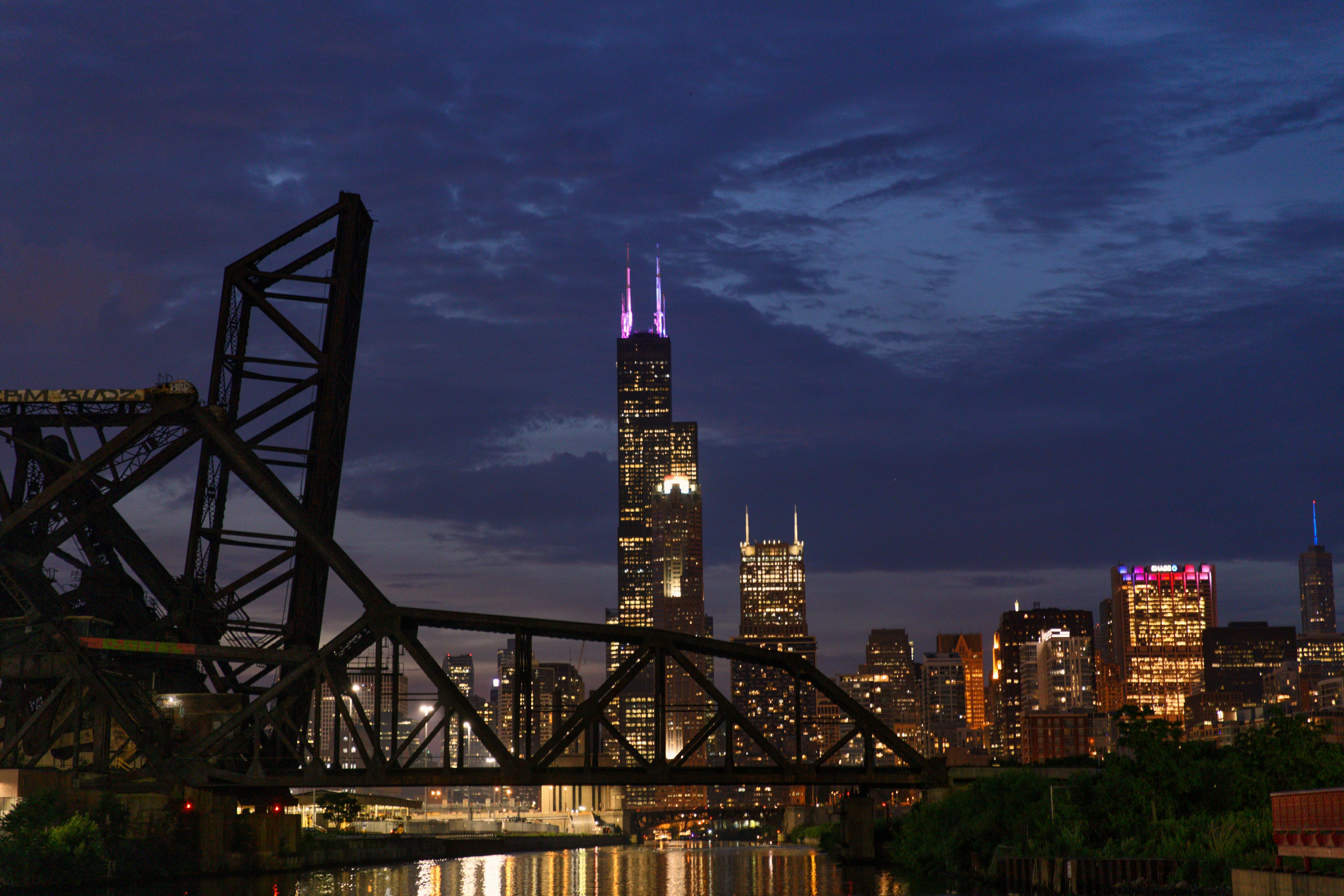 cityscape photography during nighttime