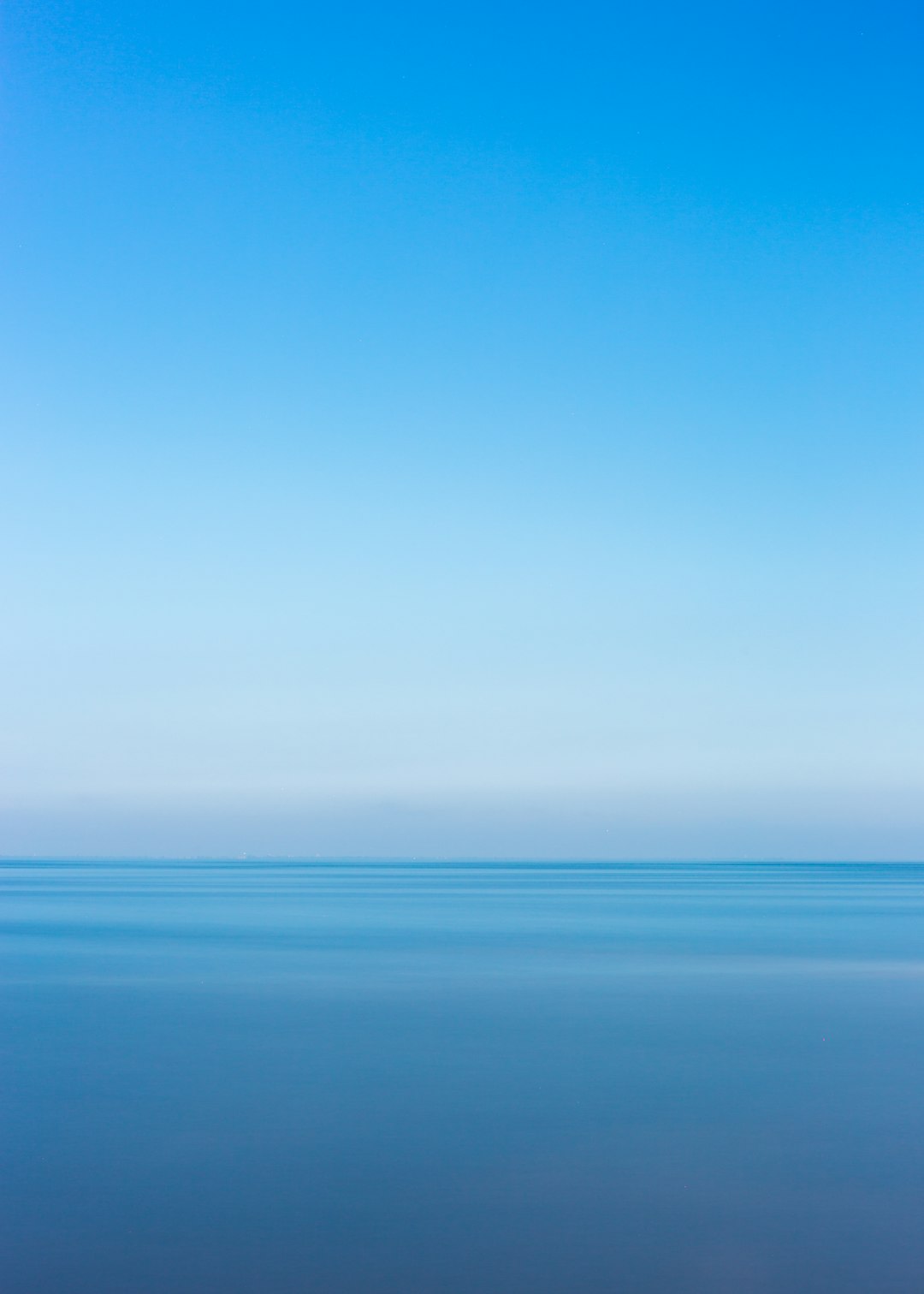 blue ocean photography