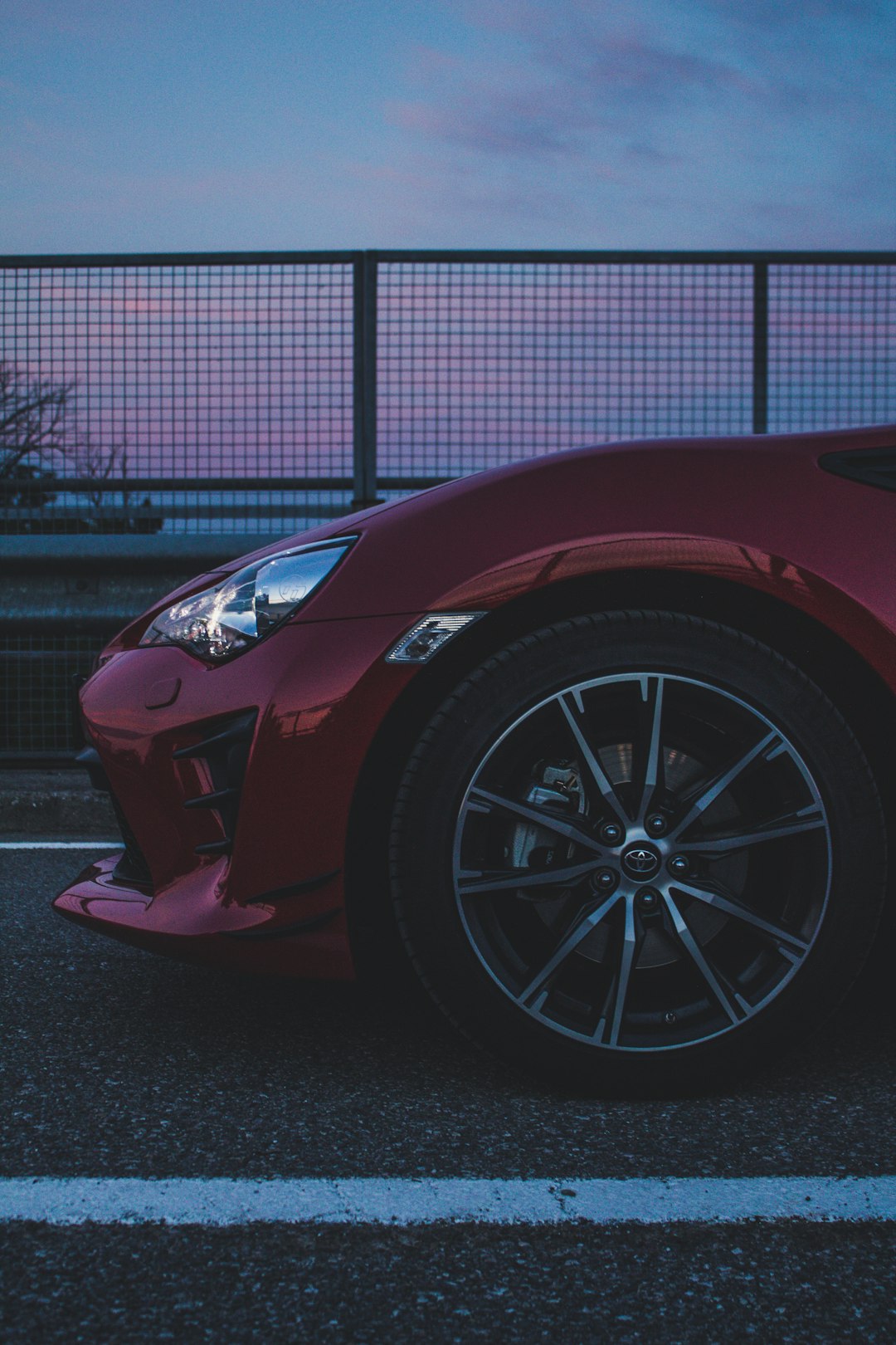 red Toyota 86