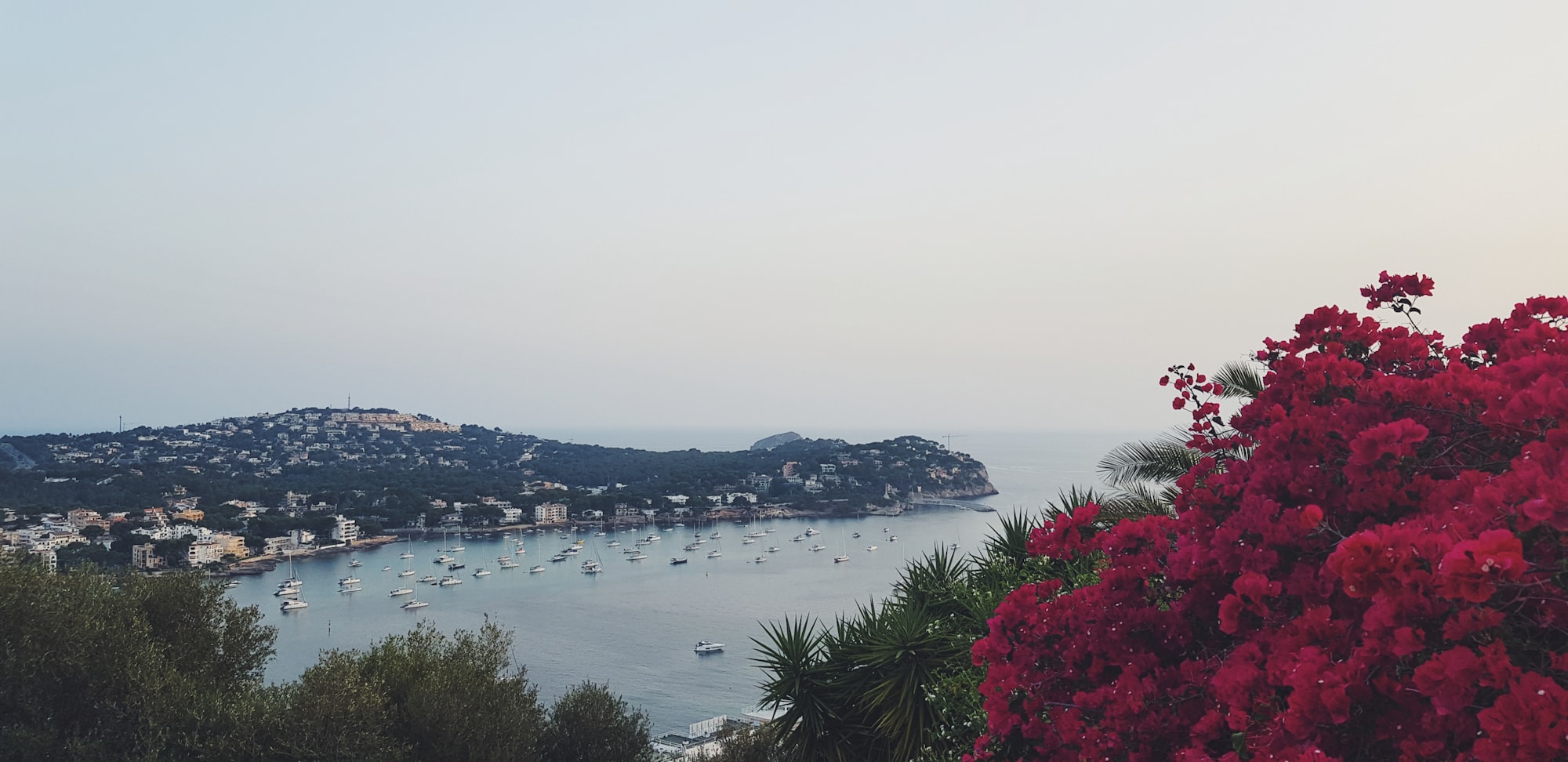 kaba dokunmus bir tur kalin yun kumas bulmaca anlami nedir