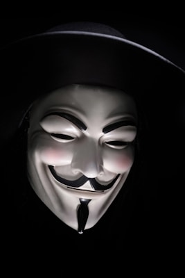 Melhores Gerenciadores de Senhas 2026: 1Password vs Bitwarden vs LastPass