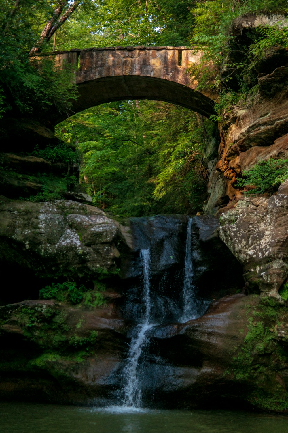 waterfalls close-up photography