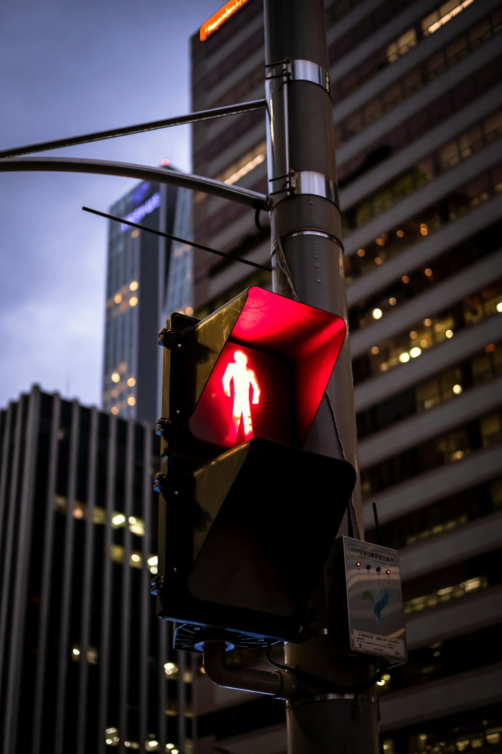 traffic light turned-on at red