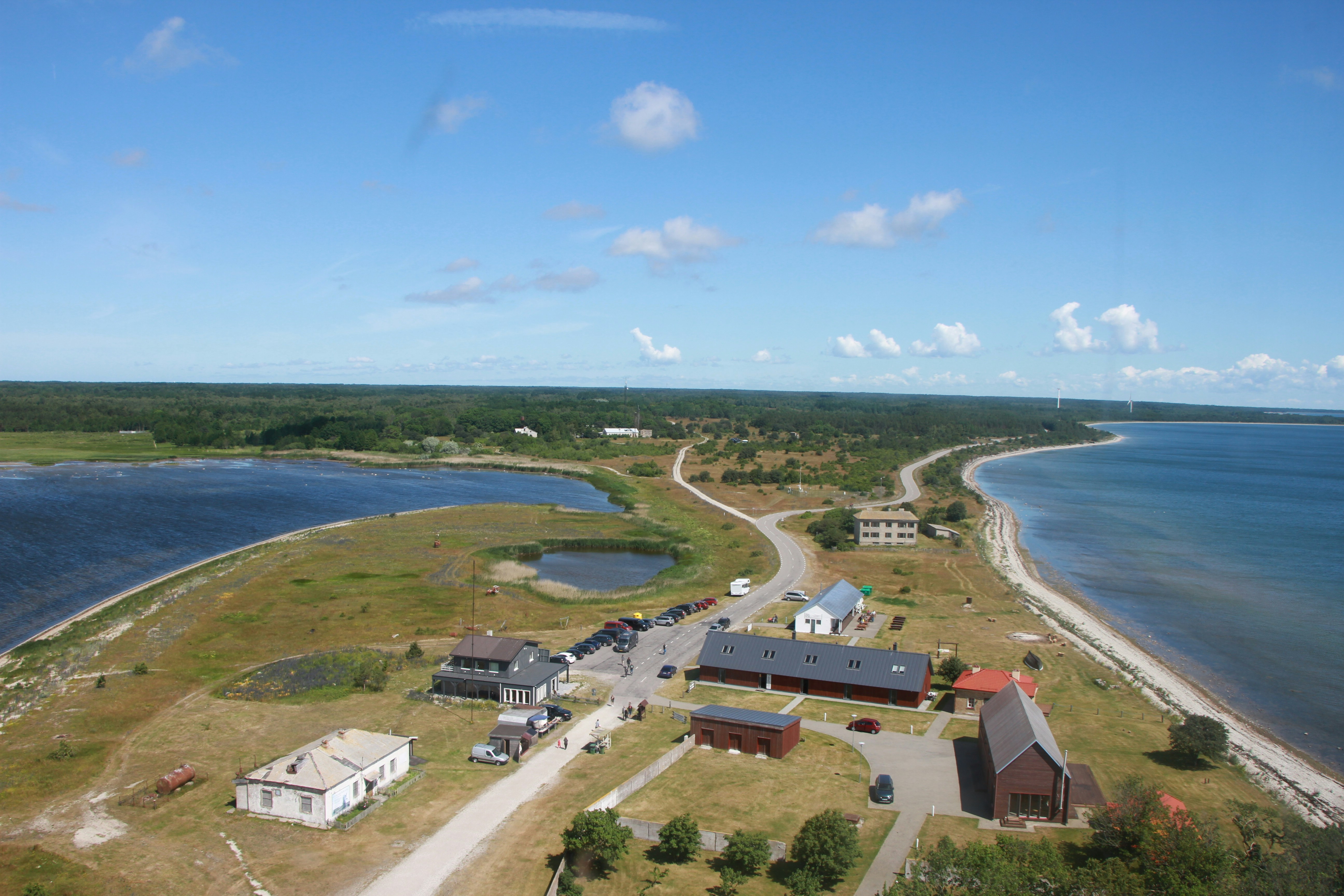 aerial photo of houses in island during daytime