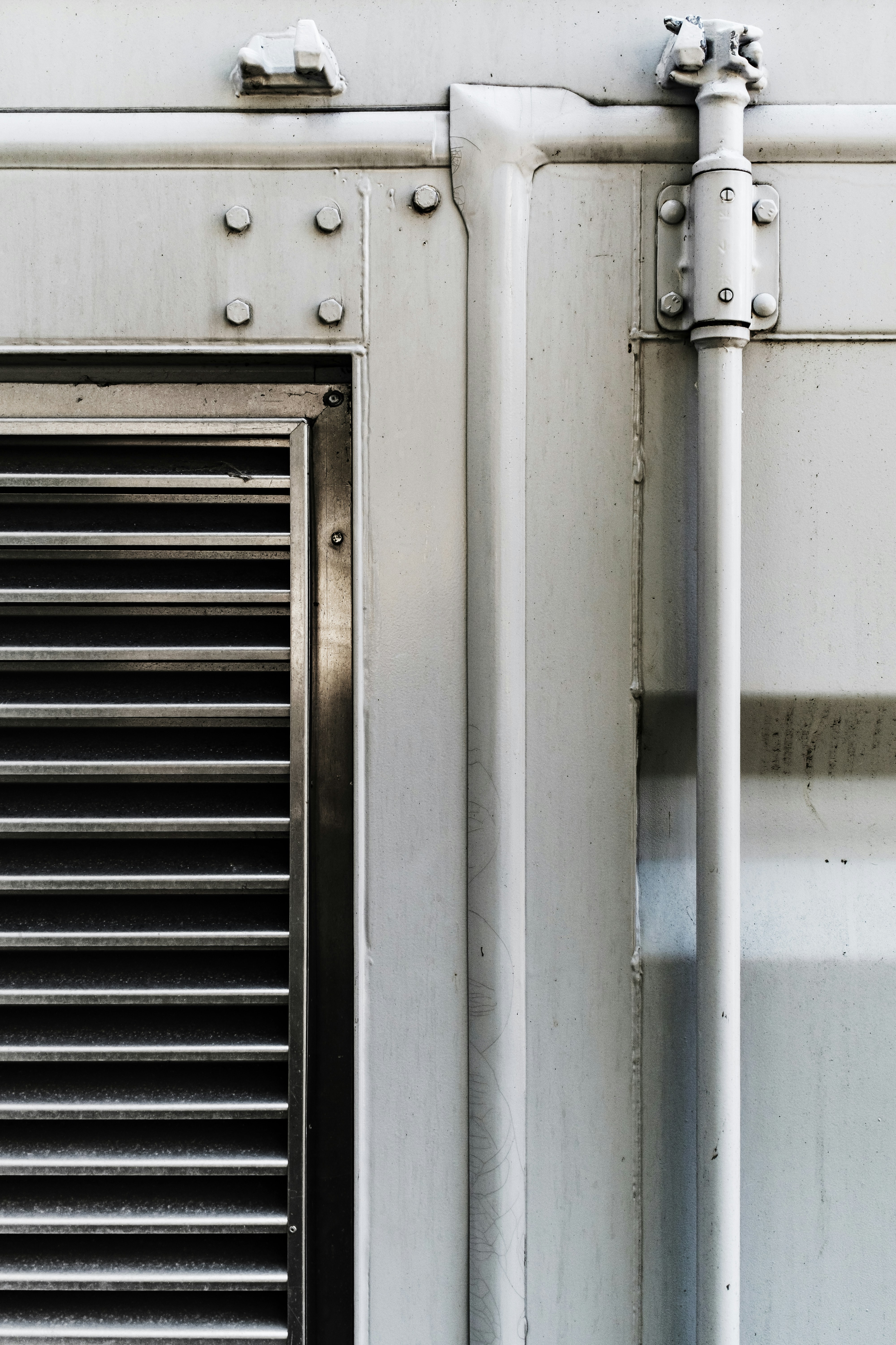 white pipe