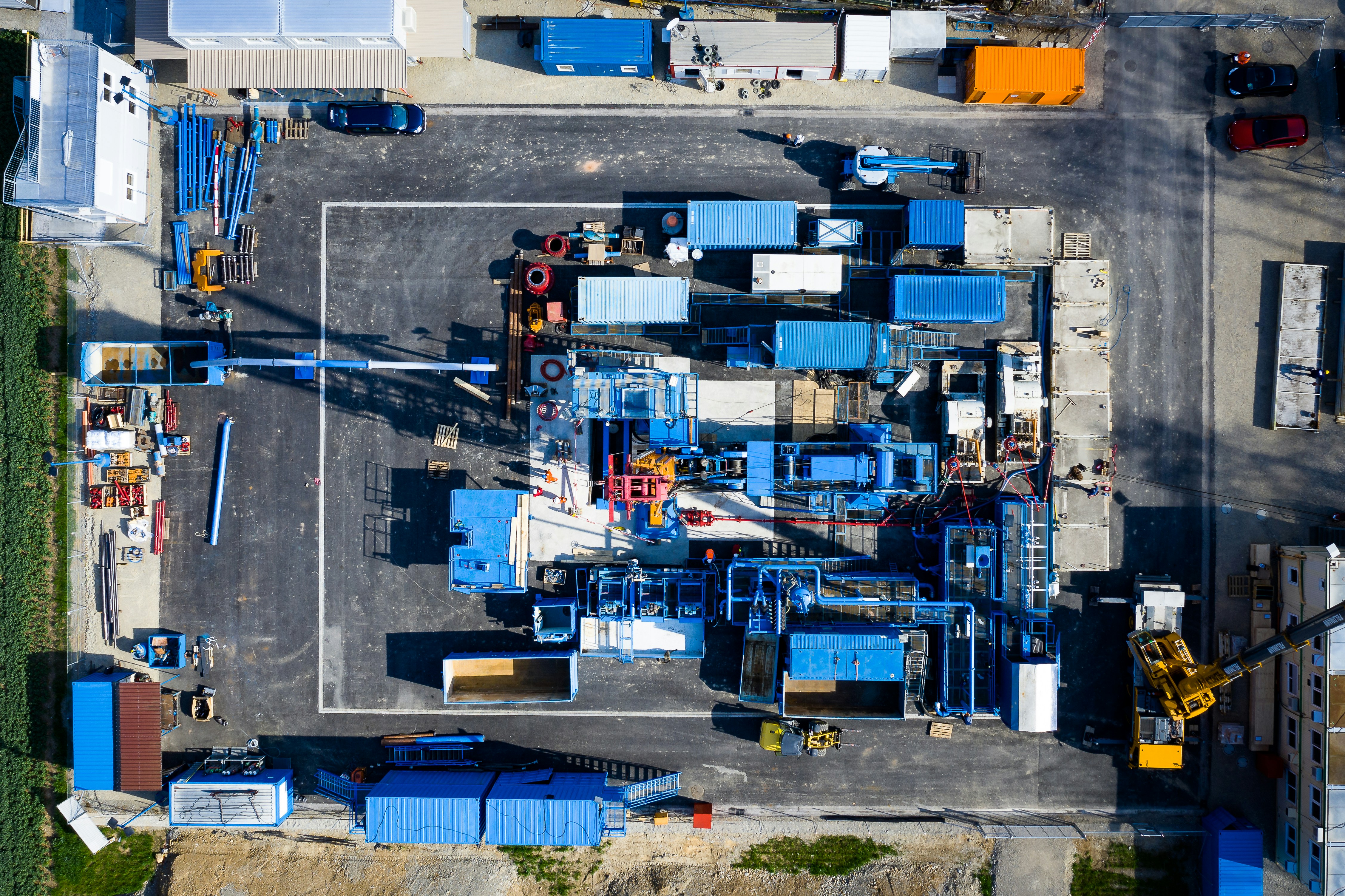 Vista aérea de maquinário industrial