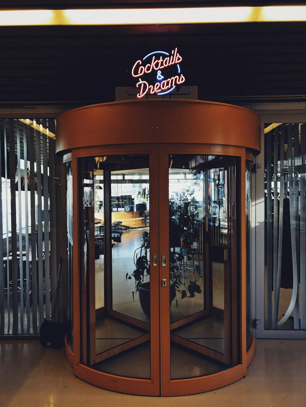Cocktails & Dreams entrance
