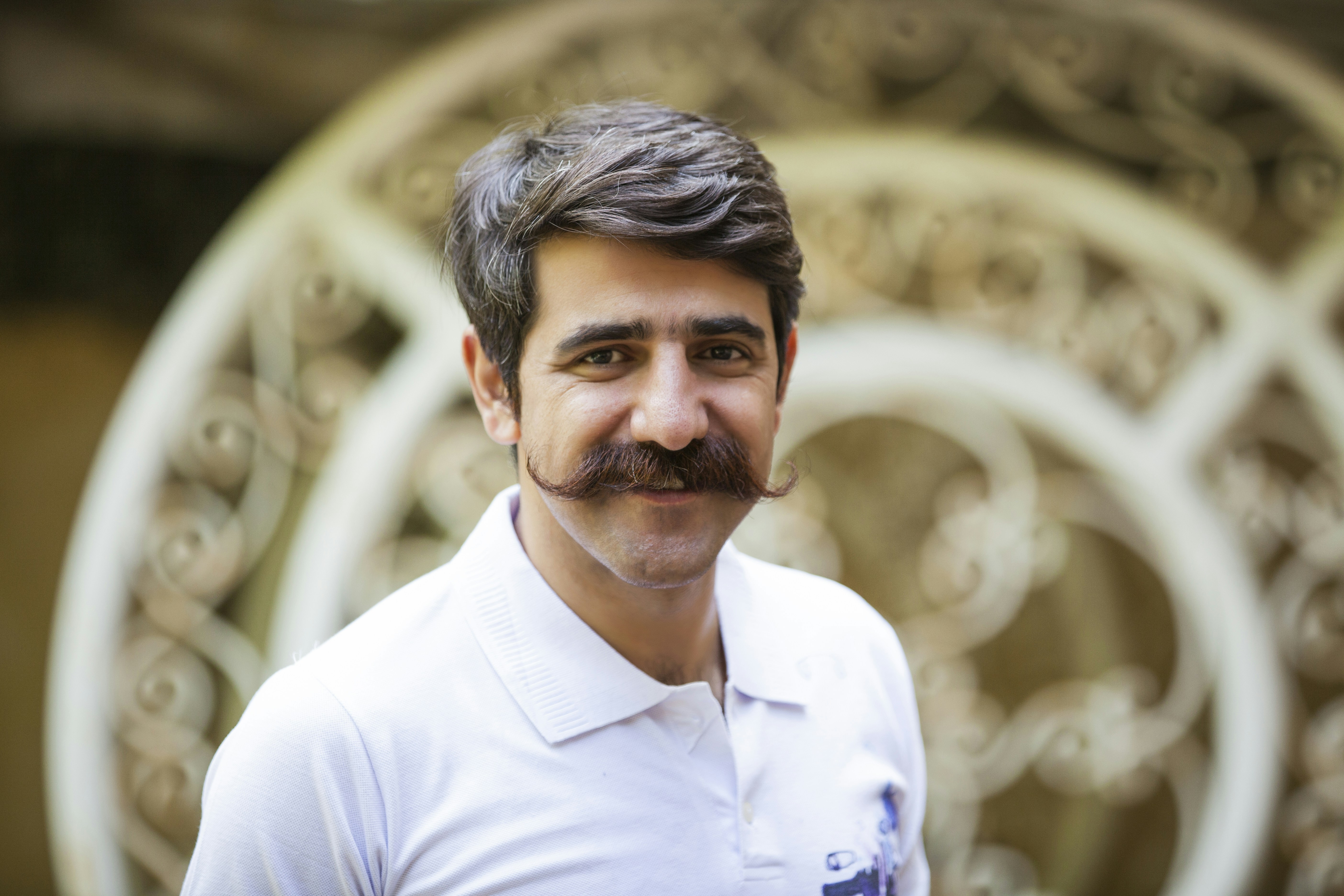 photo-1563107428-b15d093dfca8?ixid=M3wxMjA3fDB8MXxzZWFyY2h8MXx8eXVwb28lMjBmZW5kaXxlbnwwfHx8fDE3NjI1NjI4MTR8MA\u0026ixlib=rb-4.1.0