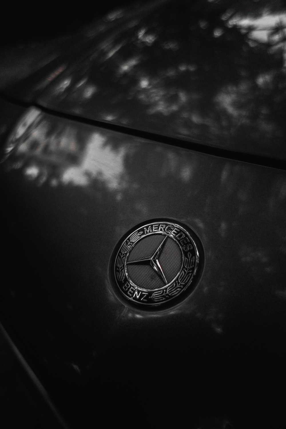 Mercedes-Benz emblem