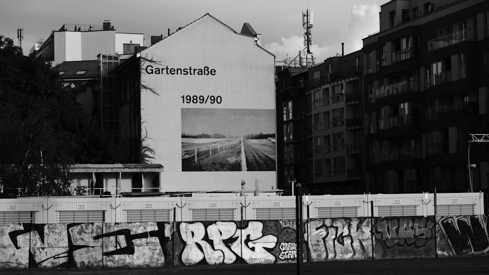 grayscale photography of Gartenstrabe 1989/90 house