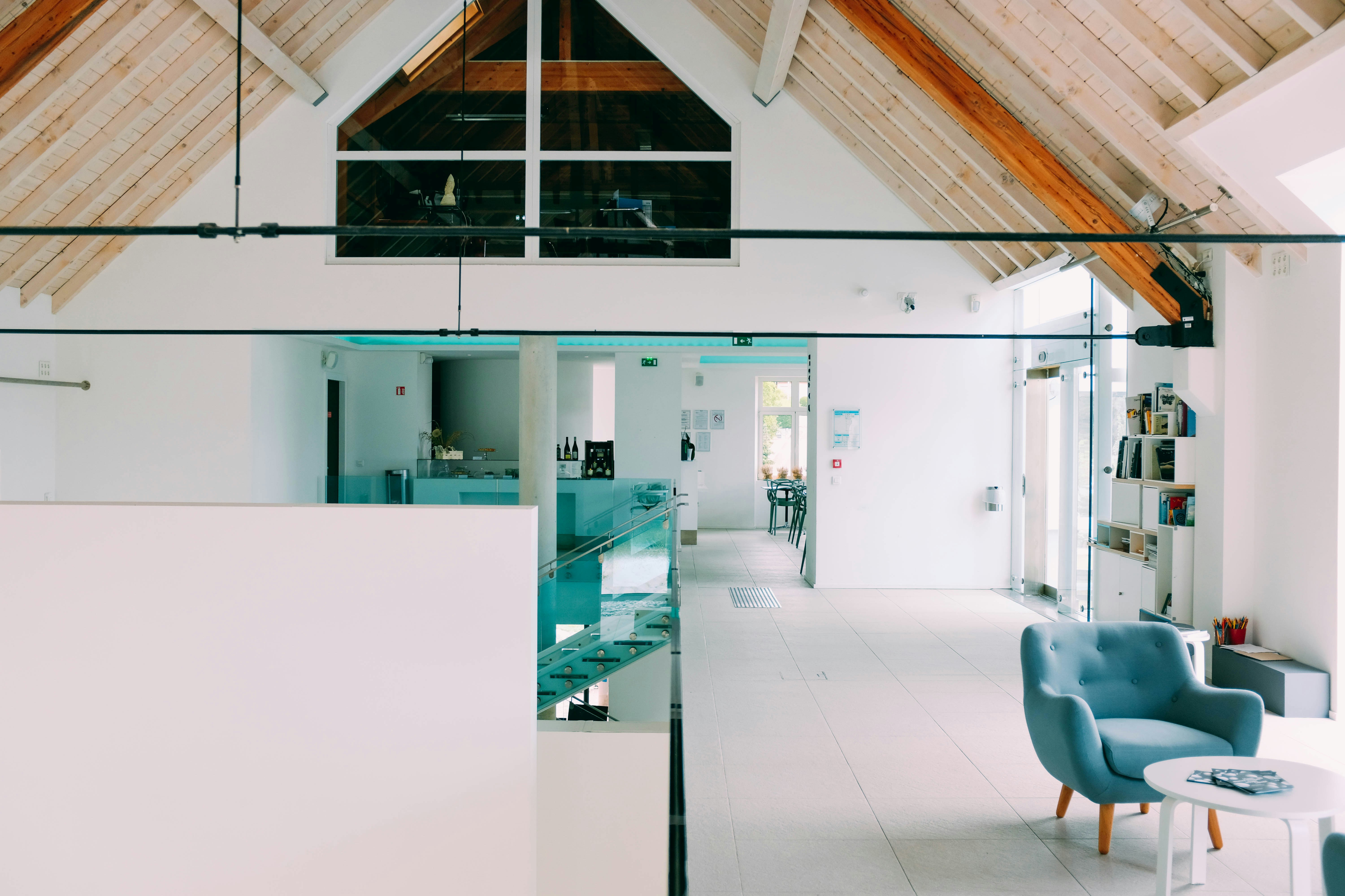 photo 1563174378 eb133ffacecd?crop=entropy&cs=tinysrgb&fit=crop&fm=jpg&h=1080&ixid=MnwxfDB8MXxyYW5kb218MHx8bG9mdCxjb252ZXJzaW9uc3x8fHx8fDE3MDcxNDk1Njk&ixlib=rb 4.0