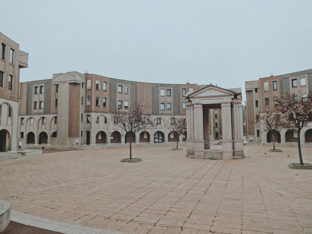 empty European-styled plaza during daytime